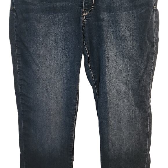 Levis Signature Totally Shaping Jeans Dark Wash - Picture 3 of 8